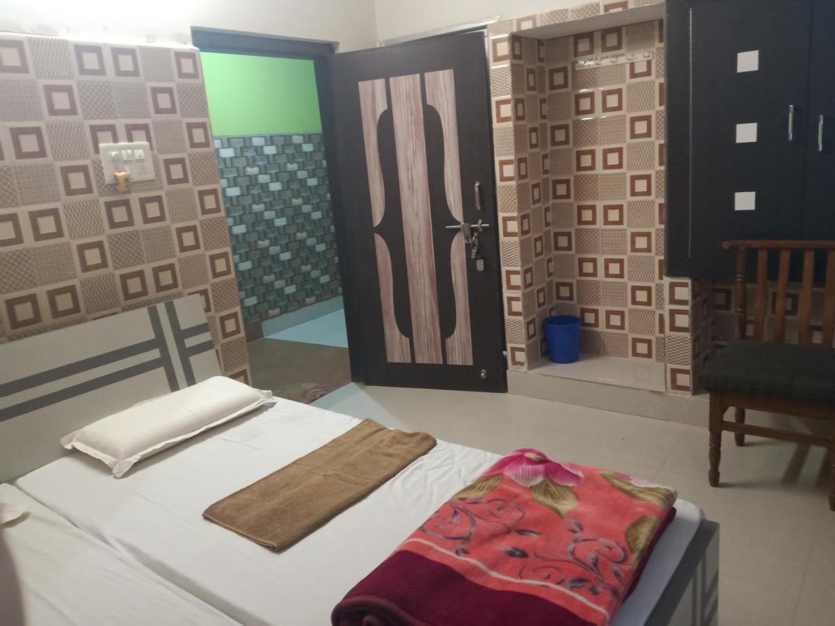 Hotel Vinayak Vihar, Sasaram Arrah Buitenkant foto