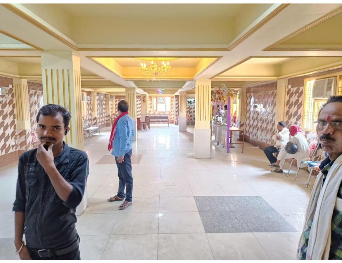 Hotel Vinayak Vihar, Sasaram Arrah Buitenkant foto